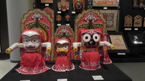 国立民族博物館