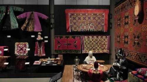 国立民族博物館