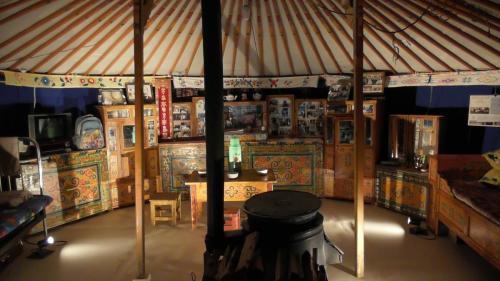 国立民族博物館